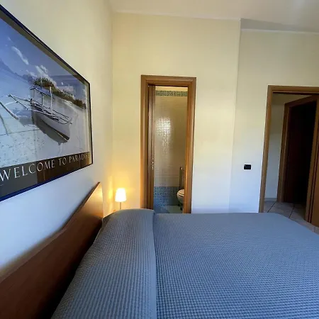 Holiday's San Cataldo (Apulia)